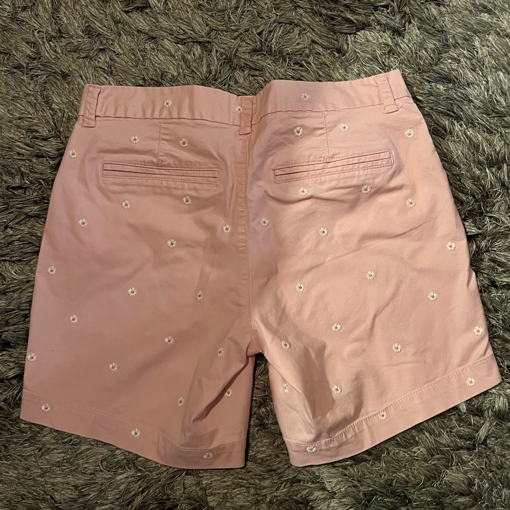 Flowered Shorts - Picture 5 of 5